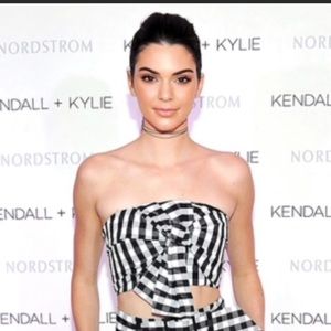 Kendall & Kylie black white gingham bow crop top